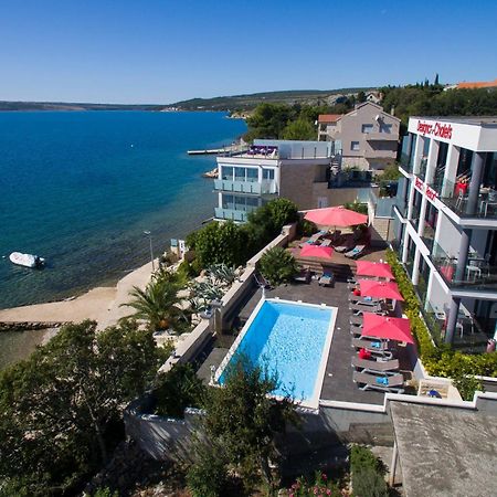 Design-Beachresort Масленица Экстерьер фото